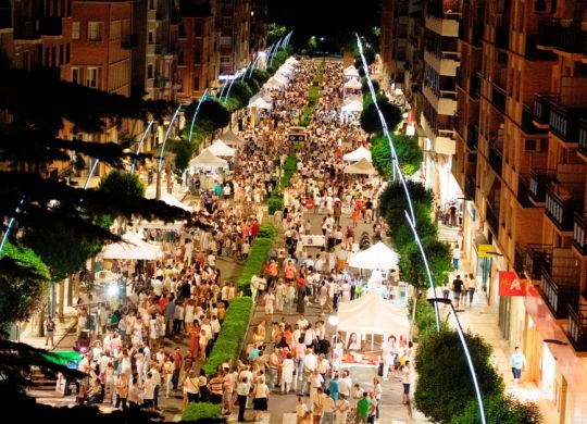 noche blanca, ejea comercio, ejea de los caballeros, compras, descuentos, fiesta