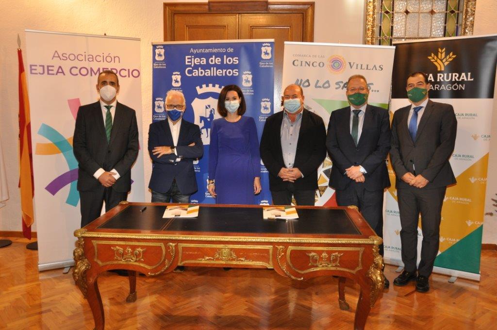 Firma acuerdo somostucomercio